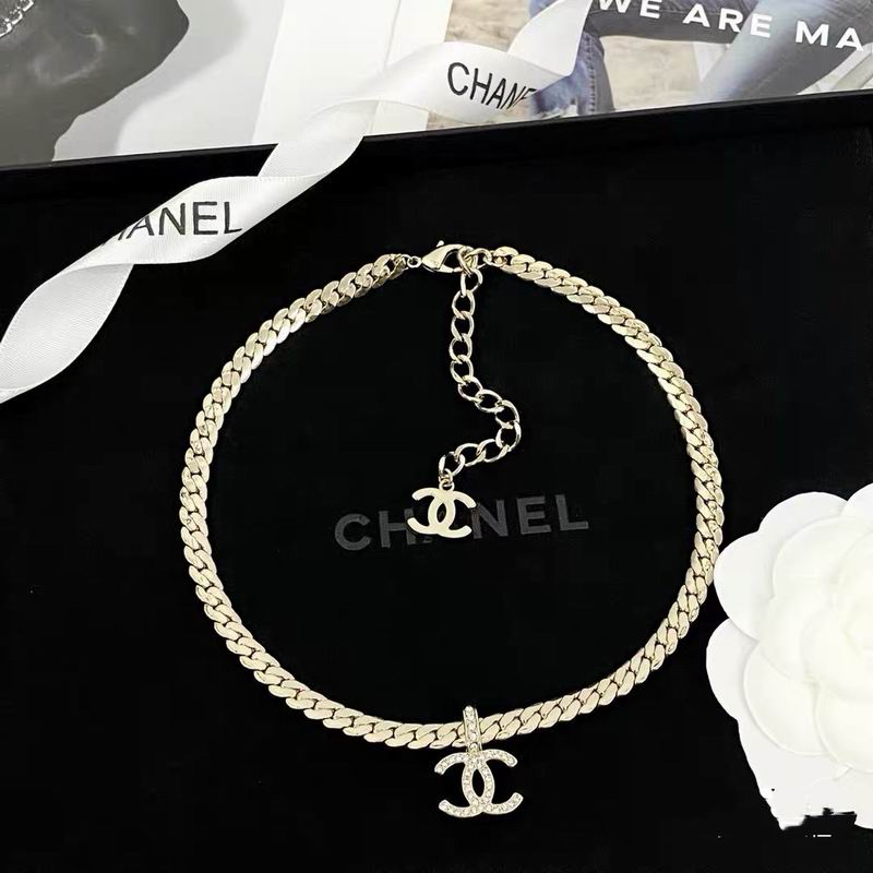 Chanel Necklace 08yxs70